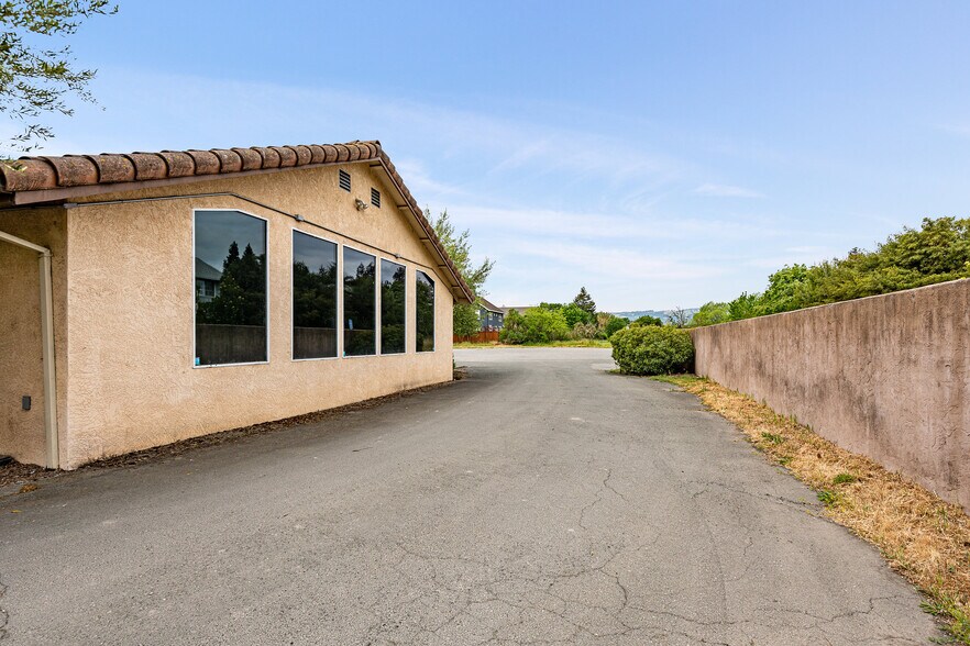 More Photos Of 1247 Broadway, Sonoma Office Residential For Lease