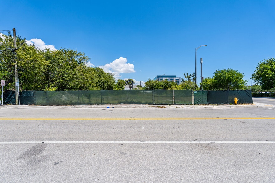 More Photos Of 1800 NW 7th Ave, Miami Land For Sale
