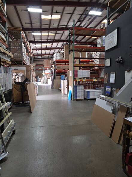 More Photos Of 10708 Vanowen St, North Hollywood Warehouse For Sale