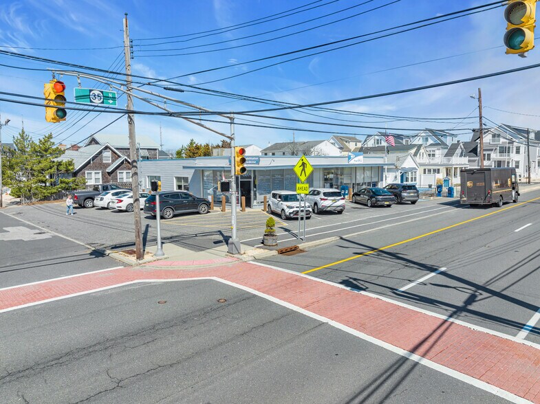 More Photos Of 551 NJ Ave, Mantoloking Freestanding For Sale