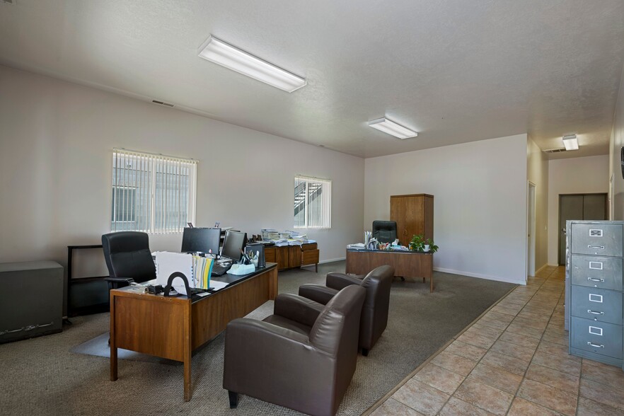 More Photos Of 216 W 4860 S, Salt Lake City Service For Sale