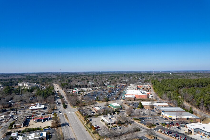 9500 Strickland Rd, Raleigh, NC 27615 Restaurant For Sale