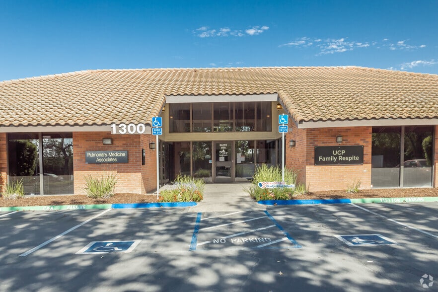 More Photos Of 1300 Ethan Way, Sacramento Office For Sale