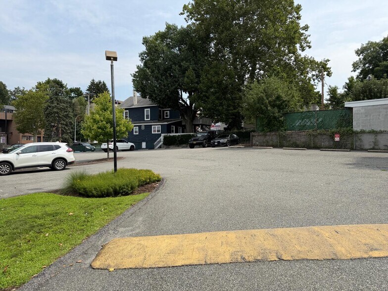 More Photos Of 131 Central Ave, Tarrytown Medical For Sale