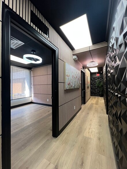 More Photos Of 542464 US Highway 1, Callahan Storefront Retail Office For Lease