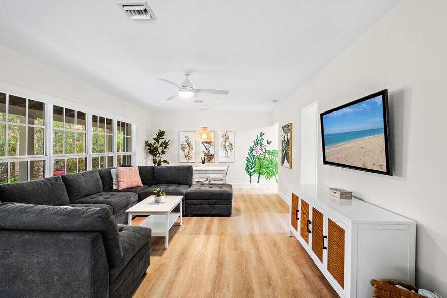 More Photos Of 615-617 NE 9th Ave, Fort Lauderdale Apartments For Sale