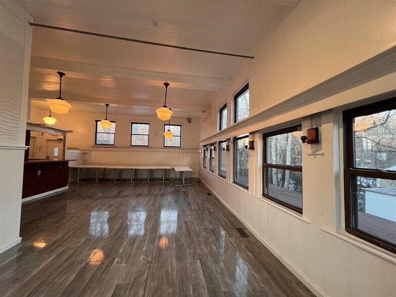 More Photos Of 276 Watch Hill Rd, Cortlandt Manor Restaurant For Lease