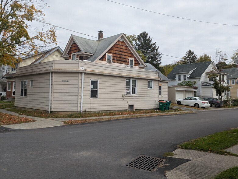 More Photos Of , Poughkeepsie Unknown For Sale