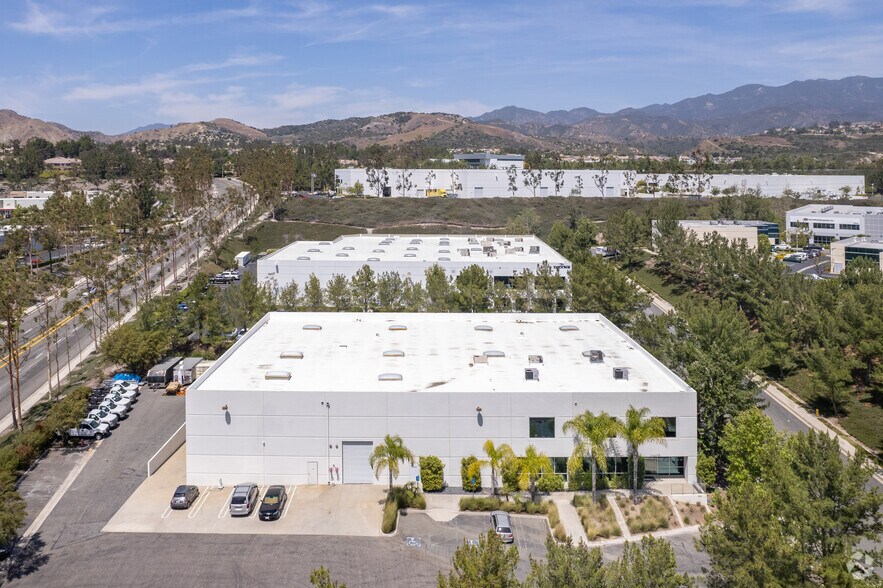 More Photos Of 19641 Da Vinci, Foothill Ranch Warehouse For Lease