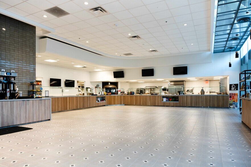 More Photos Of 2050 W Sam Houston Pky S, Houston Unknown For Lease