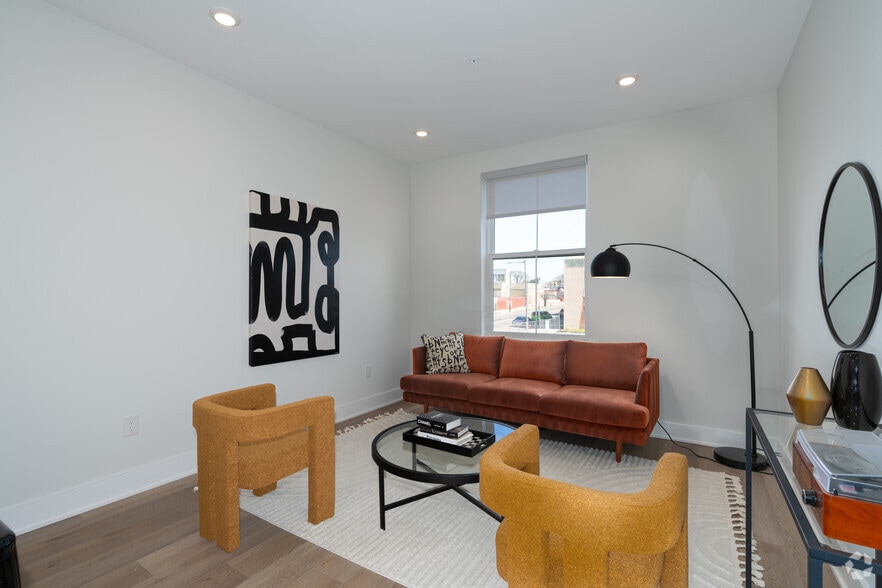 More Photos Of 234 W Chelten Ave, Philadelphia Apartments For Lease