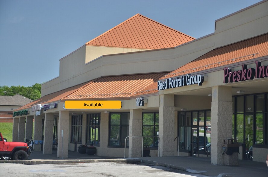 More Photos Of 7801-7835 N Oak Tfwy, Kansas City Unknown For Lease