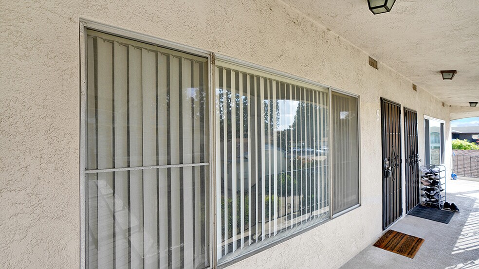 More Photos Of 12561 Camus Ln, Garden Grove Apartments For Sale