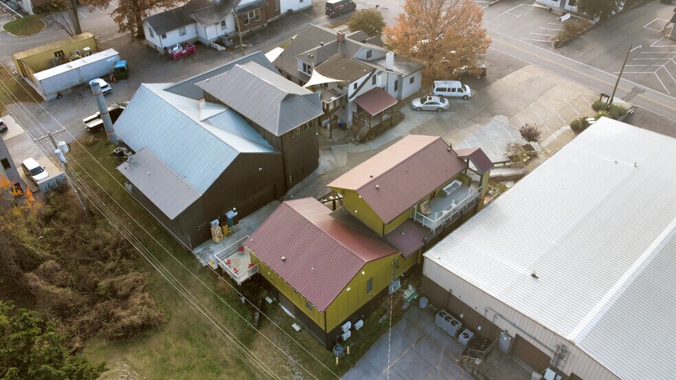 More Photos Of 2606 Westwood Dr, Nashville Flex For Sale