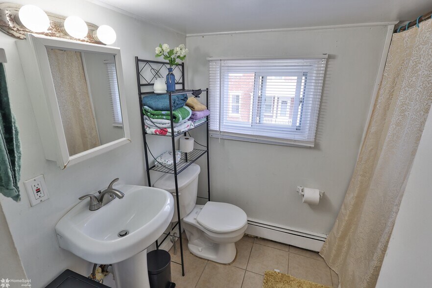 More Photos Of 902 W Wilkes Barre St, Easton Apartments For Sale