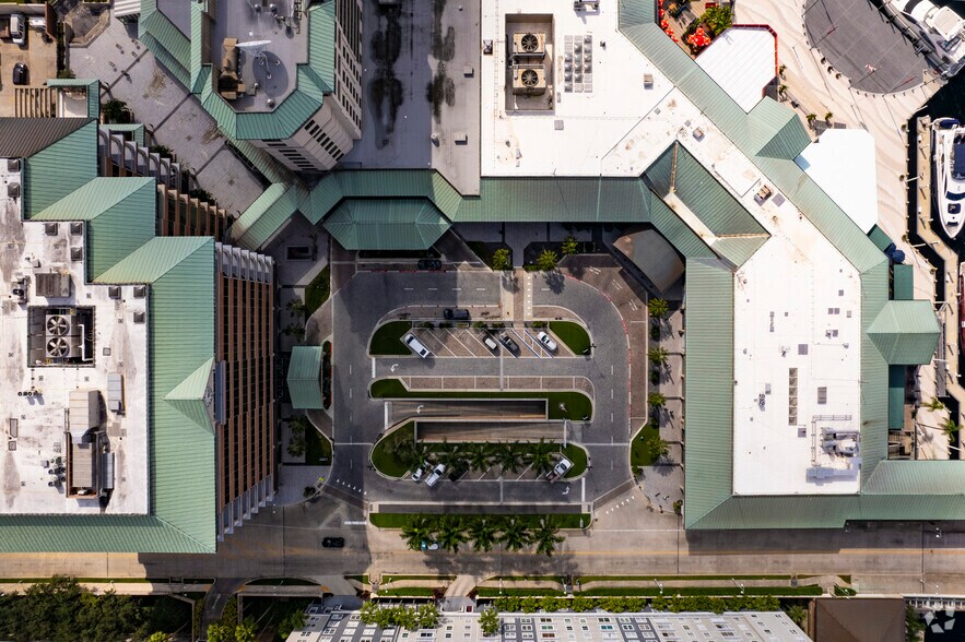 More Photos Of 601 S Harbour Island Blvd, Tampa Coworking Space