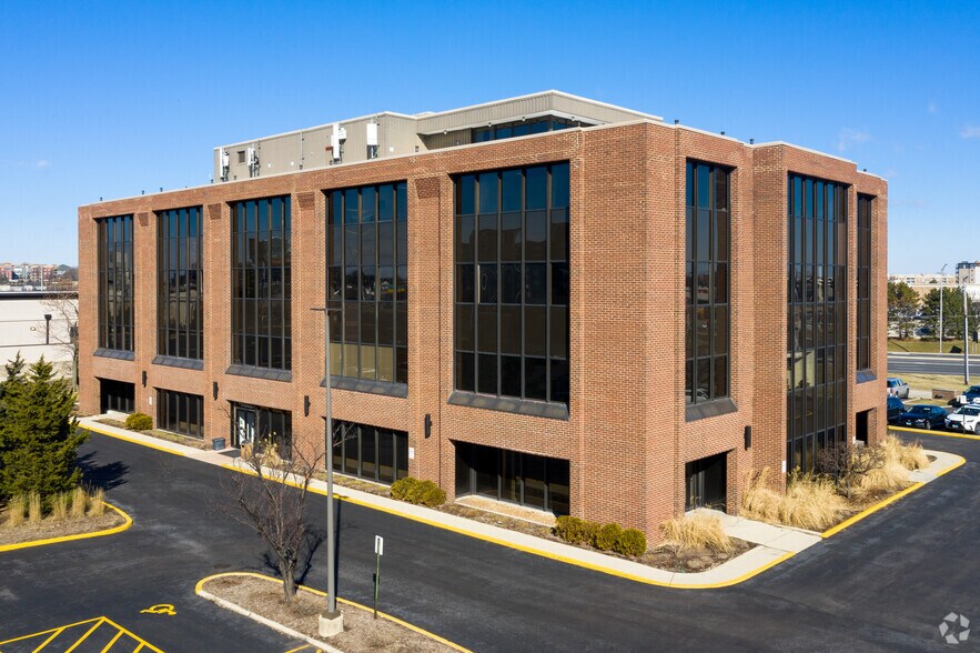 Primary Photo Of 477 E Butterfield Rd, Lombard Office For Lease