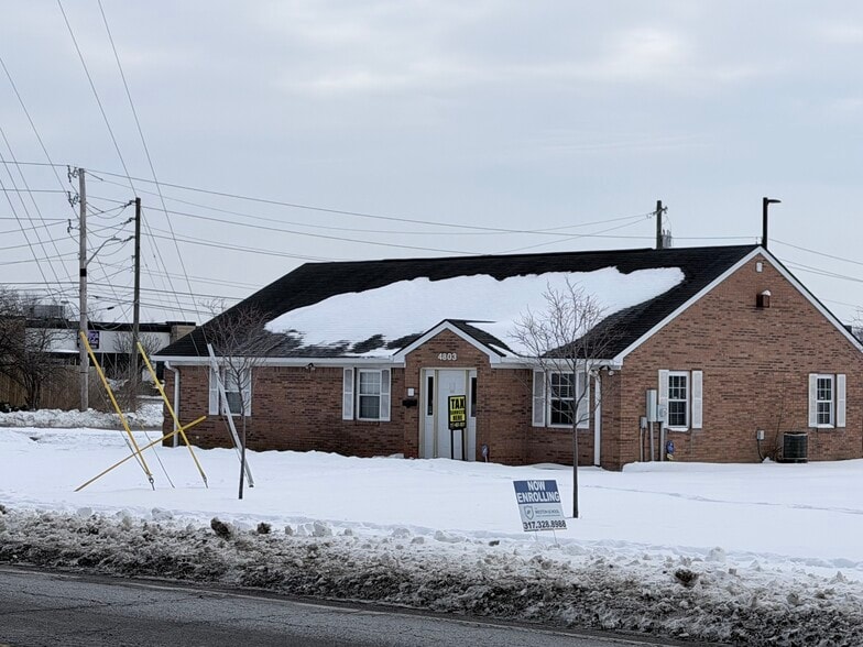 Primary Photo Of 4803 W 71st St, Indianapolis Medical For Sale
