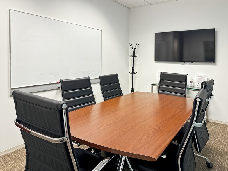 More Photos Of 3900 Westerre Pky, Richmond Coworking Space