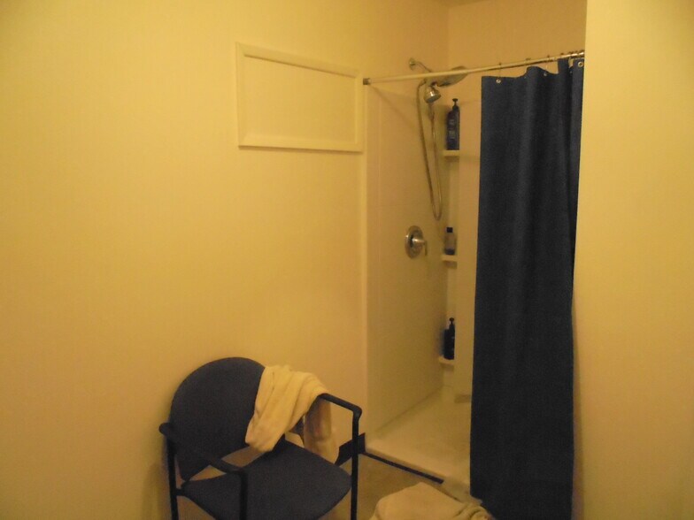 More Photos Of 127 S 1st St, Blythe Flex For Sale