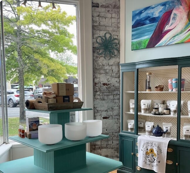 More Photos Of 115 Gordon St, Chickamauga Storefront For Sale