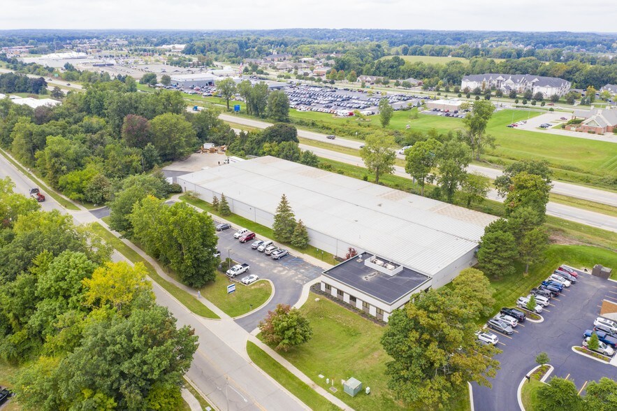 More Photos Of 255 N Alloy Dr, Fenton Warehouse For Sale