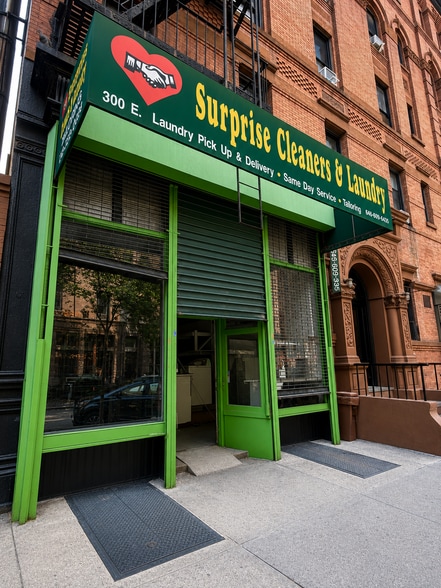 Primary Photo Of 300 E 91st St, New York Multifamily For Lease