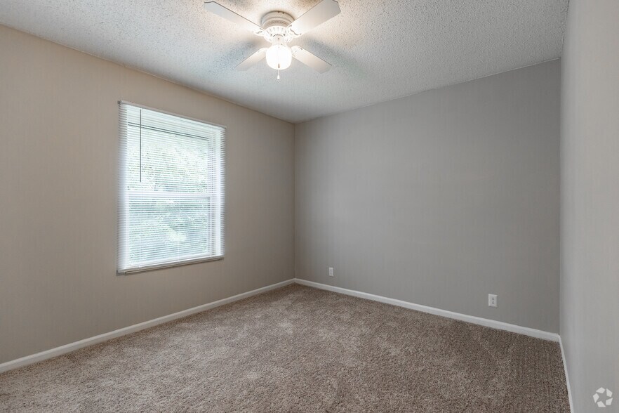 More Photos Of 1150 Vultee Blvd, Nashville Apartments For Sale