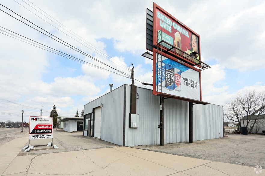 More Photos Of 1422-1434 Lake Lansing Rd, Lansing Warehouse For Lease