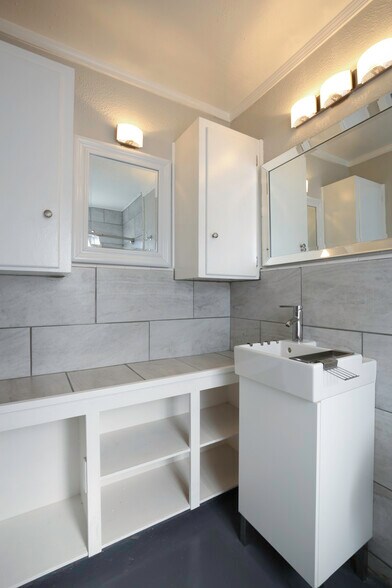 More Photos Of , Denton Unknown For Sale