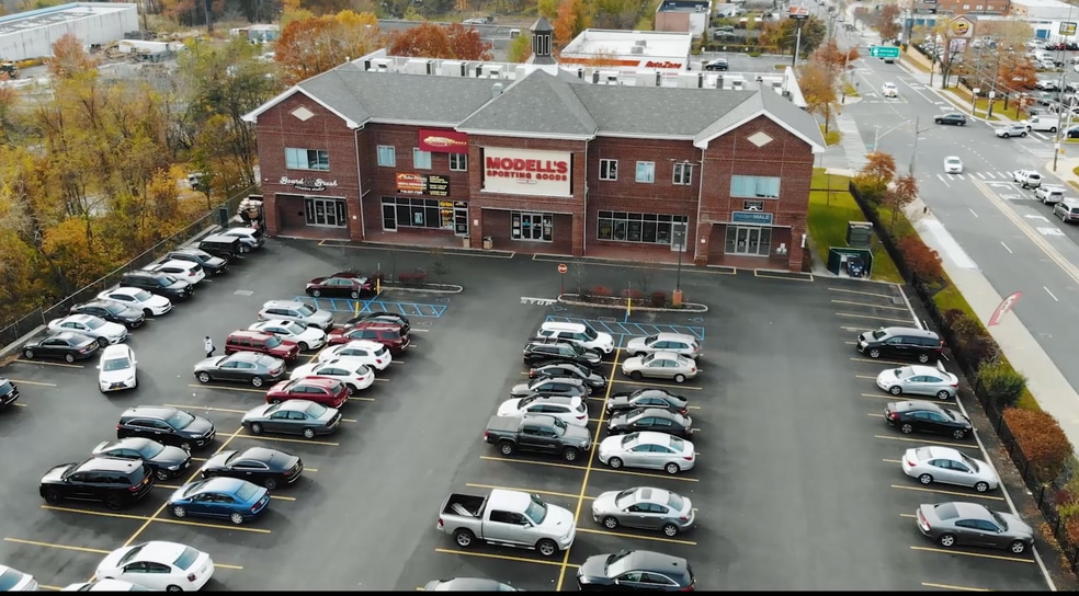 More Photos Of 2965 Veterans Rd W, Staten Island Unknown For Lease