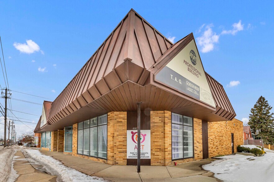 More Photos Of 4127-4141 Mayfield Rd, South Euclid Office For Lease