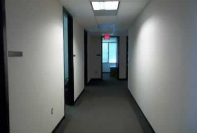 More Photos Of 2002 Scott Blvd, Temple Office For Sale