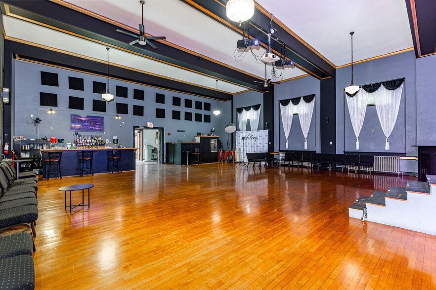 More Photos Of 6819 Vine St, Cincinnati Lodge Meeting Hall For Sale