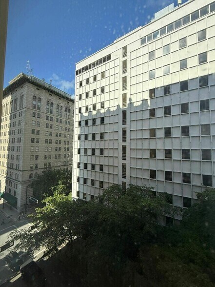 More Photos Of 150 SE 2nd Ave, Miami Office Residential For Sale