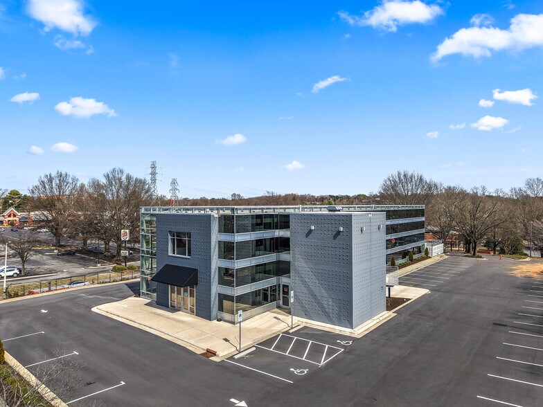 Primary Photo Of 700 Highland Oaks Dr, Winston-Salem Bank For Lease