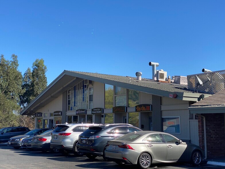 More Photos Of 502-518 Tamalpais Dr, Corte Madera Unknown For Lease
