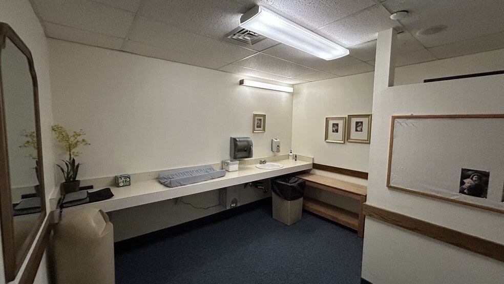 More Photos Of 10400 Henderson Rd, Ventura Religious Facility For Sale