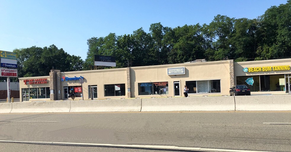 More Photos Of 319-325 State Route 10, East Hanover General Retail For Lease