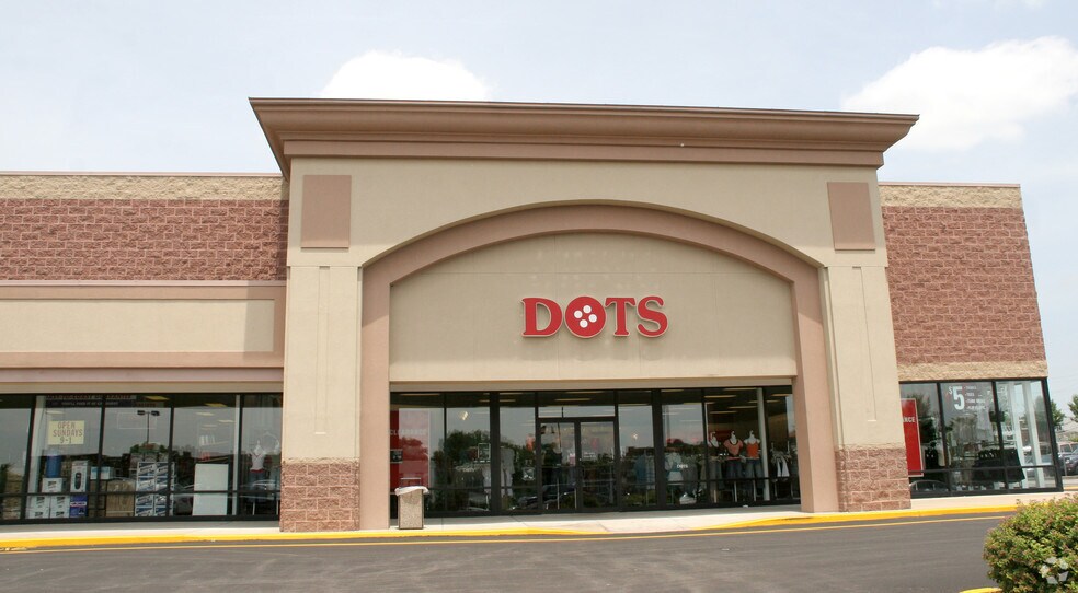 More Photos Of 7325-7355 Manchester Rd, Saint Louis Unknown For Lease
