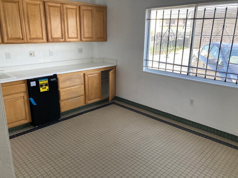 More Photos Of 2196 American Ave, Hayward Warehouse For Lease