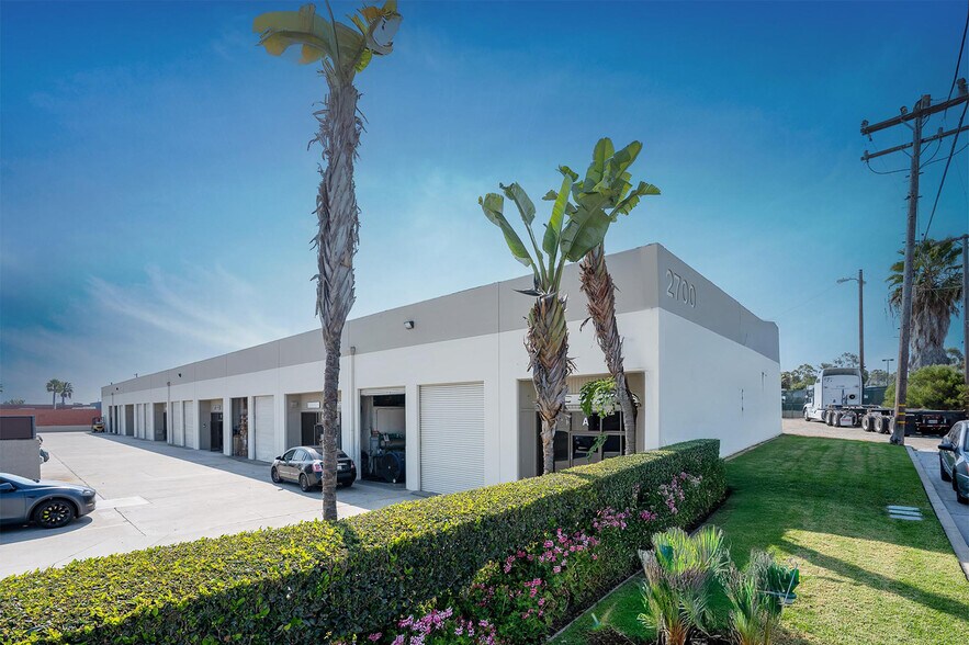 More Photos Of 2700 Rose Ave, Signal Hill Warehouse For Sale