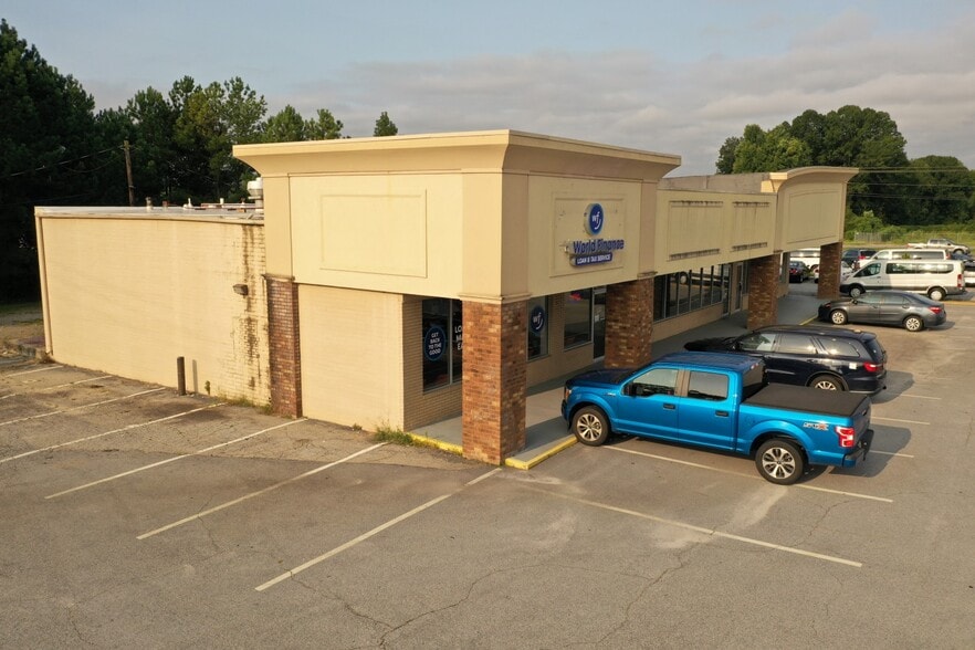 More Photos Of 8600-8650 Tara Blvd, Jonesboro Unknown For Lease