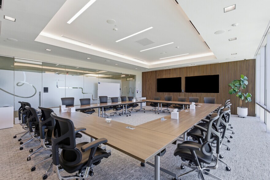 More Photos Of 1021 Grace Ln, Southlake Office For Sale