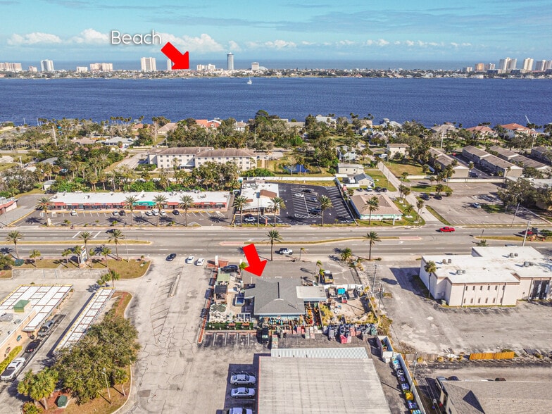 More Photos Of 2036 S Ridgewood Ave, Daytona Beach Medical For Sale