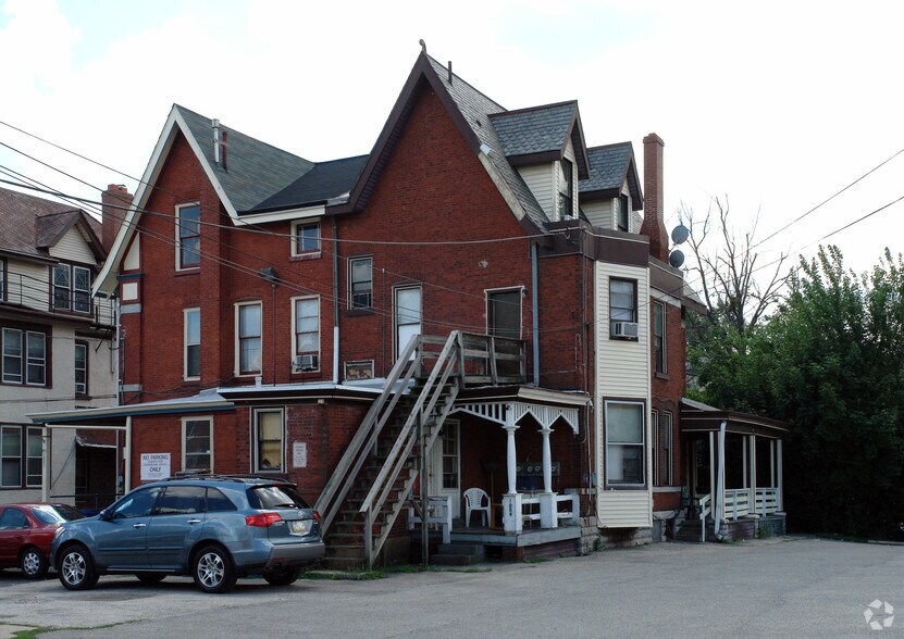 More Photos Of 1009 W Main St, Norristown Apartments For Lease