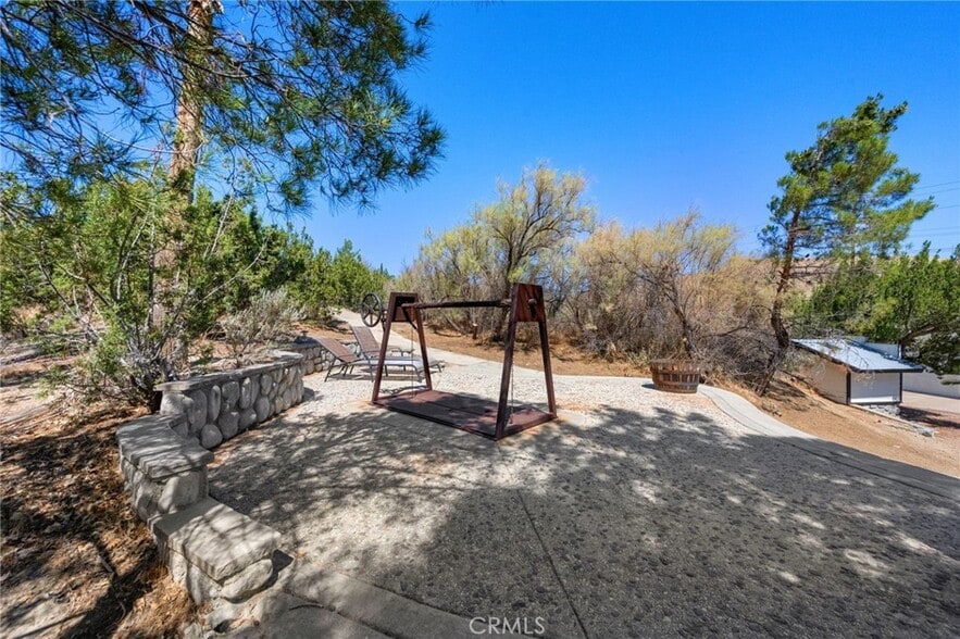 More Photos Of 712 W Avenue R8, Palmdale Industrial For Lease
