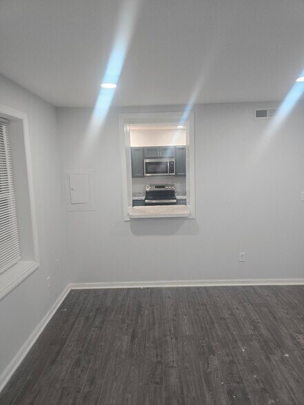 More Photos Of 3800 N Market St, Wilmington Storefront Retail Office For Sale