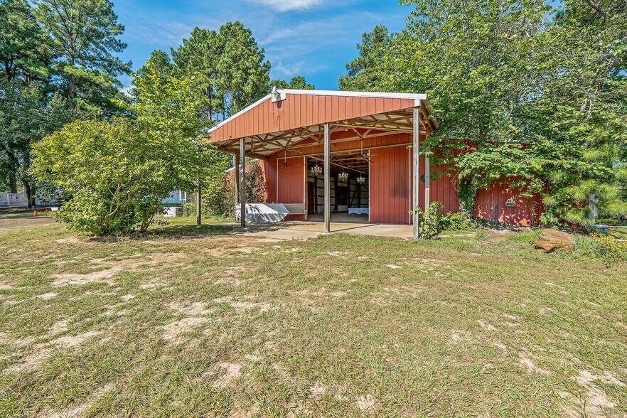 More Photos Of 980 County Road 1705, Jacksonville Lodge Meeting Hall For Sale