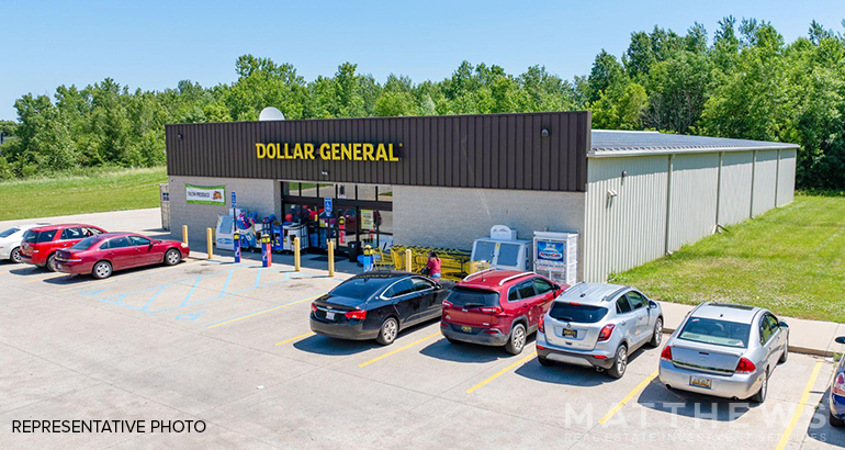 Primary Photo Of 702 Broadway, Centralia General Retail For Sale